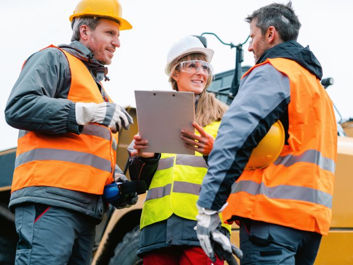 Tradies discussing pre-employment medicals